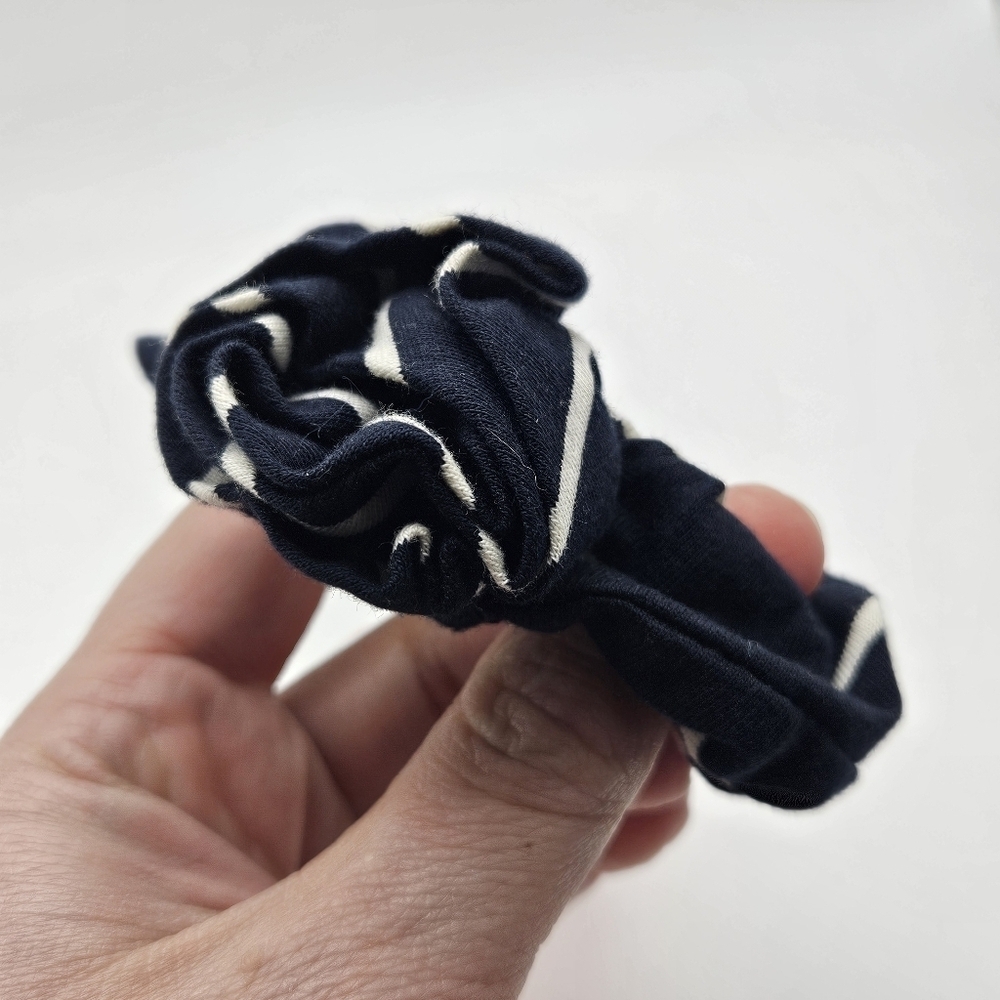 pair of scrunchies with rosettes navy stripe and salmon orange - Picture 2 of 3